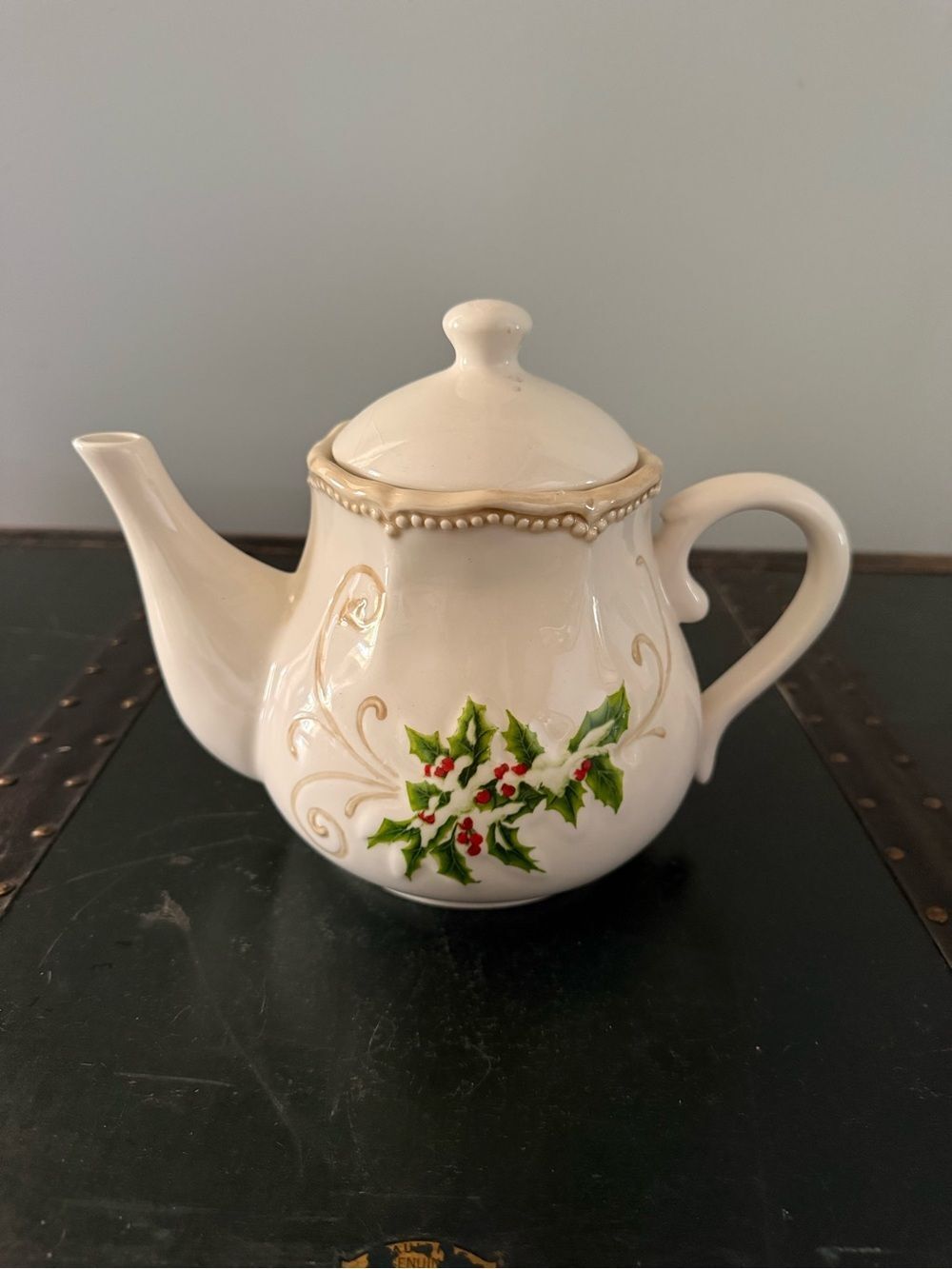 Bella Casa Ganz Vintage Christmas Porcelain Teapot Christmas Holly